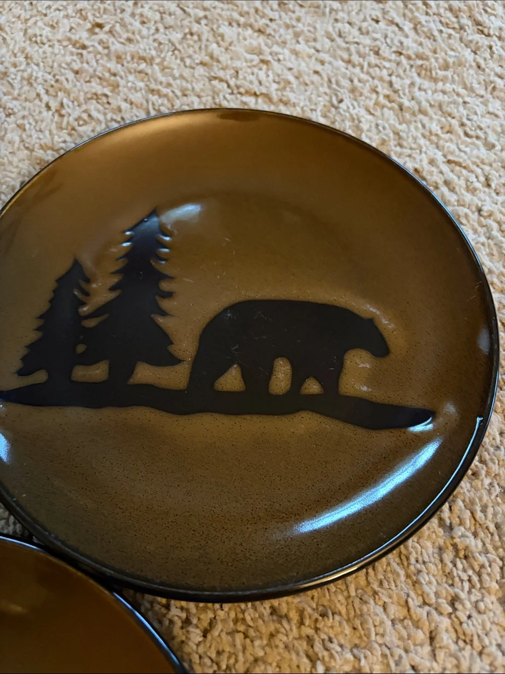 Dennis East Woodland Bear Salad (8.25”) stoneware Plates set of 3 Lodge Trees